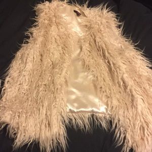 Fur vest